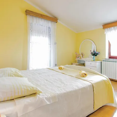 In Livaki With Kitchen Holiday home