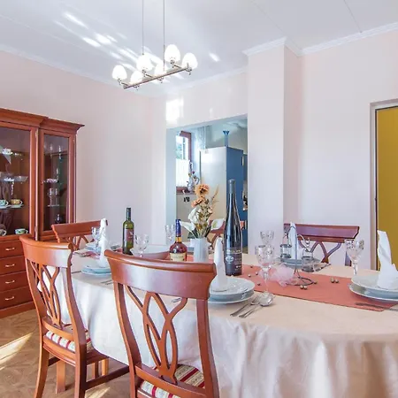 Holiday home In Livaki With Kitchen